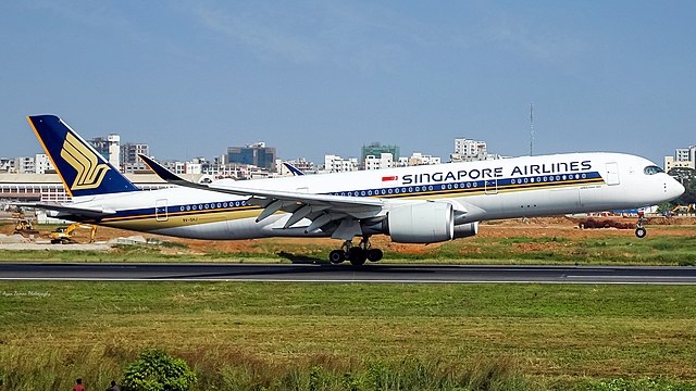9V-SHJ_-_Airbus_A350-941_-_Singapore_Airlines_-_328_-_VGHS